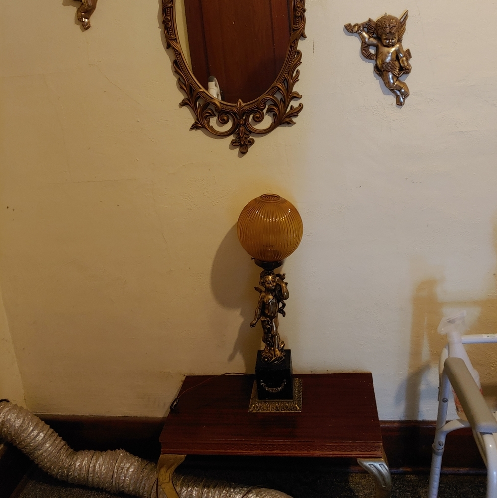 Lamp - Picture 2 of 2